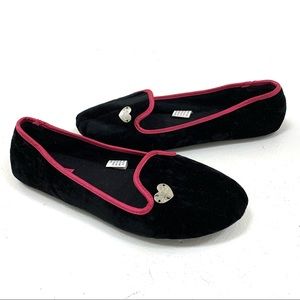 Betsey Johnson: Black and Pink Slippers 11/12